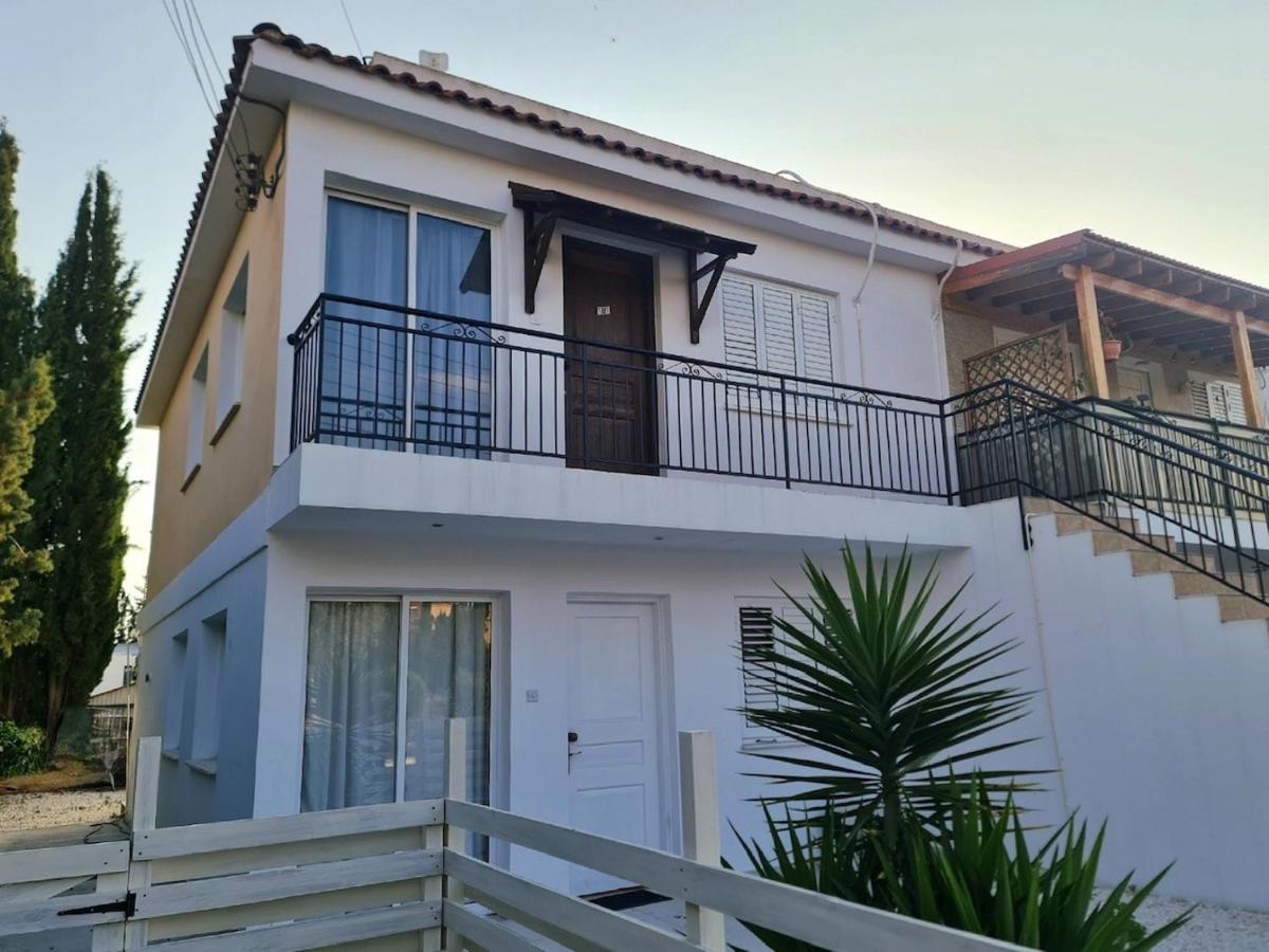 Ntoras Holiday Home Paphos Eksteriør billede
